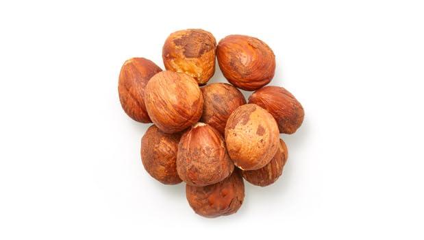 image:imageYupik Raw Hazelnuts 22 lb 352 oz GlutenFree Kosher Filberts Whole Nuts With Skin Unsalted Unroasted OilFree Source of Fiber amp Iron Healthy Snacks Ideal for Baking amp CookingRaw Shelled